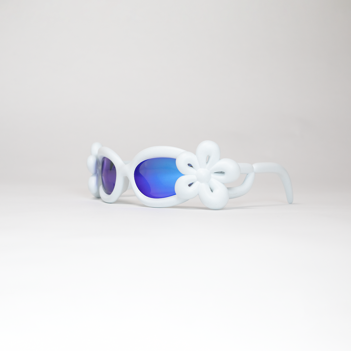 Petal Peepers White
