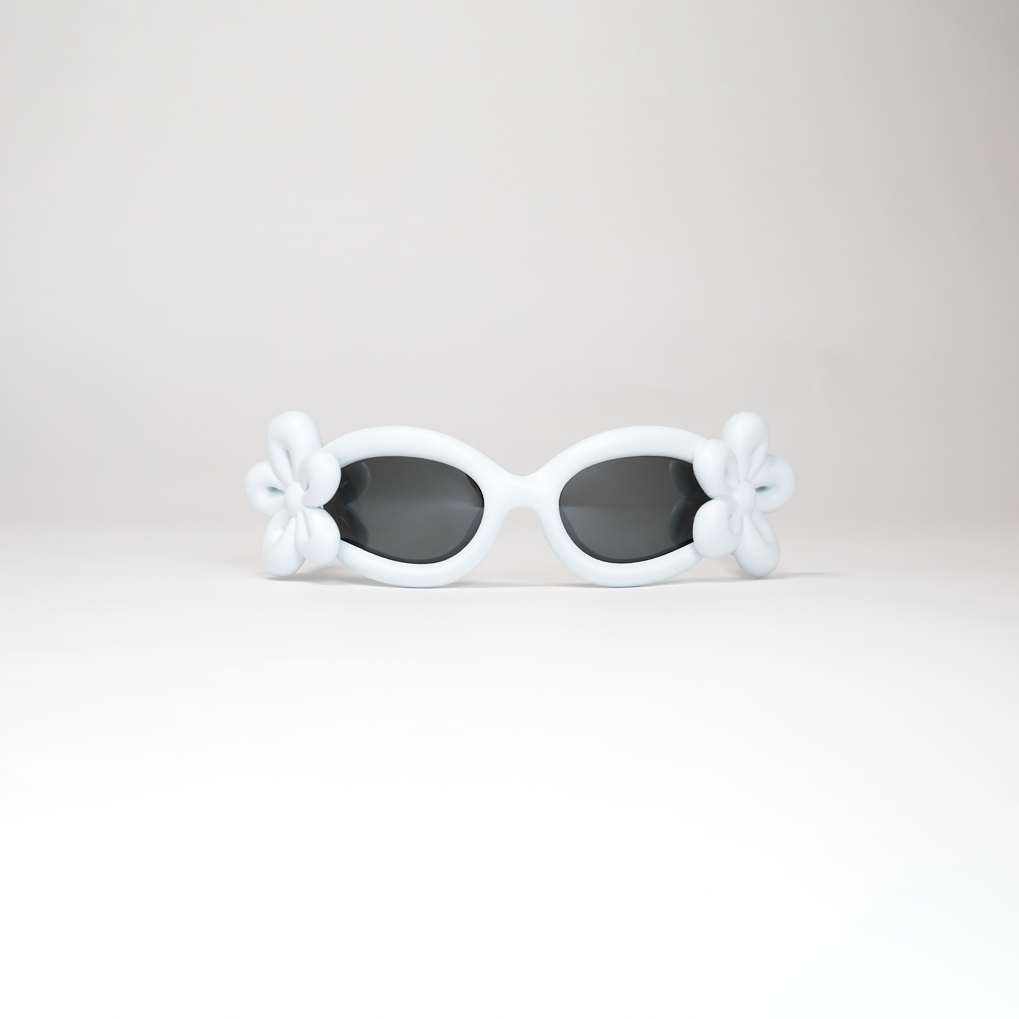 Petal Peepers White