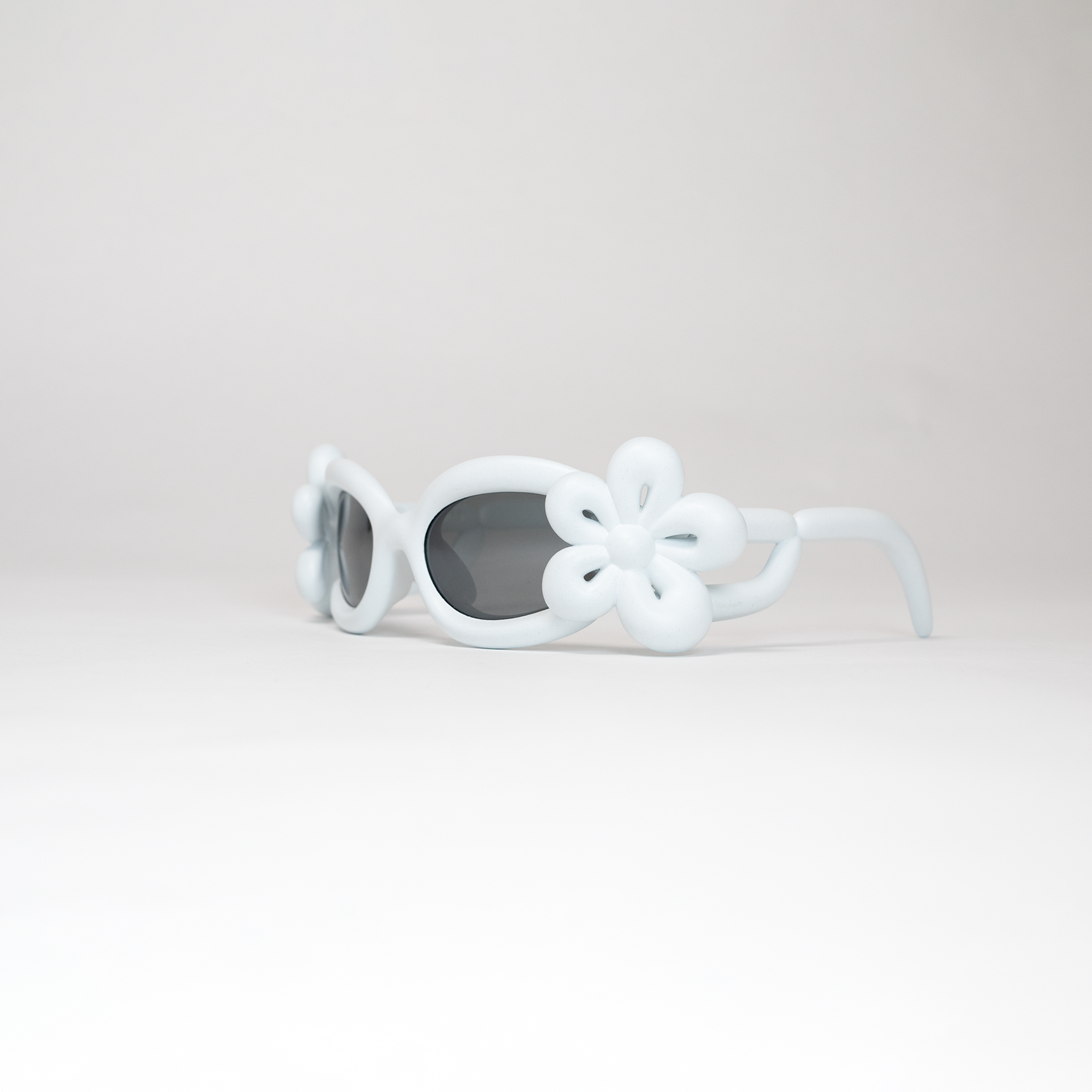 Petal Peepers White