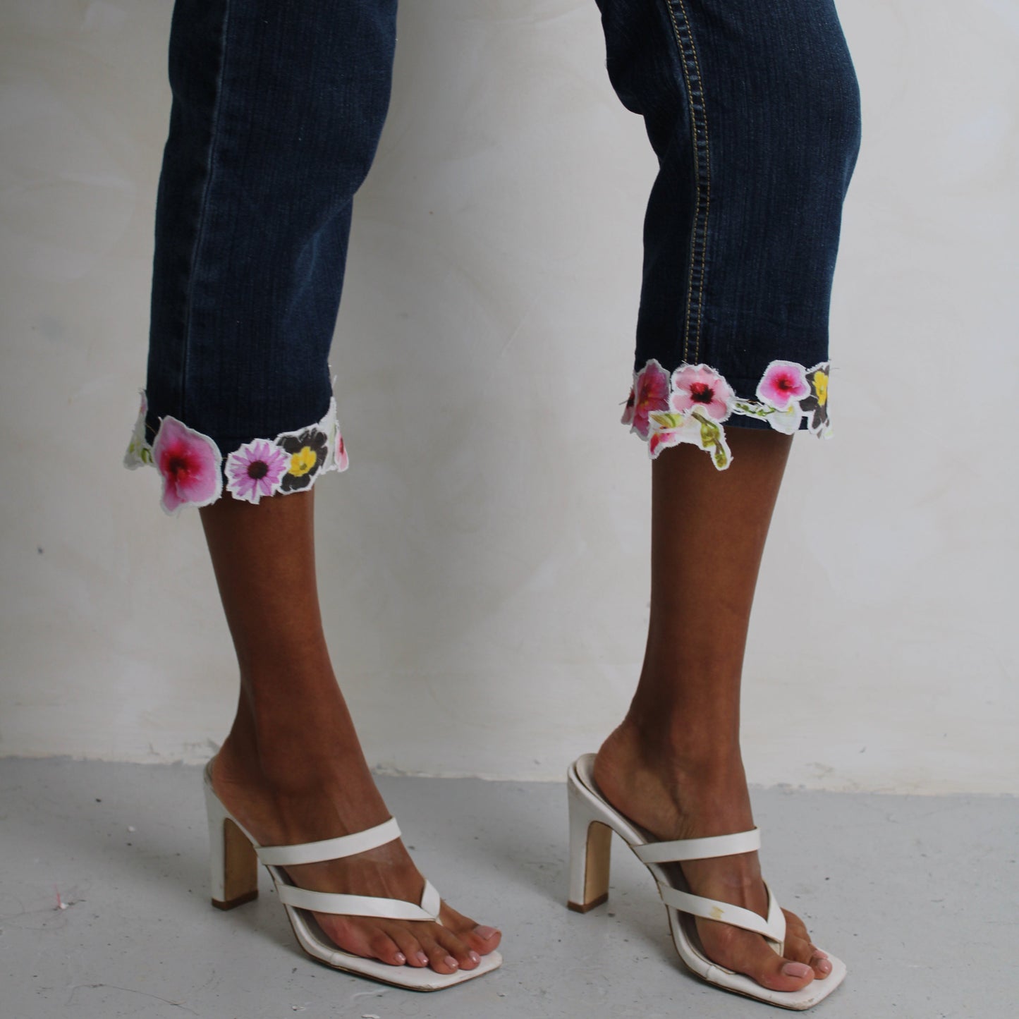Micro Flower Capris